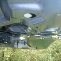 Привод замка багажника — седан GL и GLA