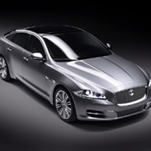 Jaguar сделал стойки кузова прозрачными